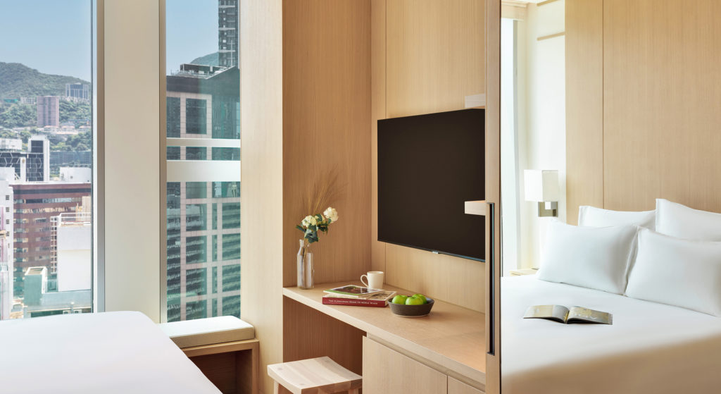 aki superior city view room accommodation hong kong - aki mgallery