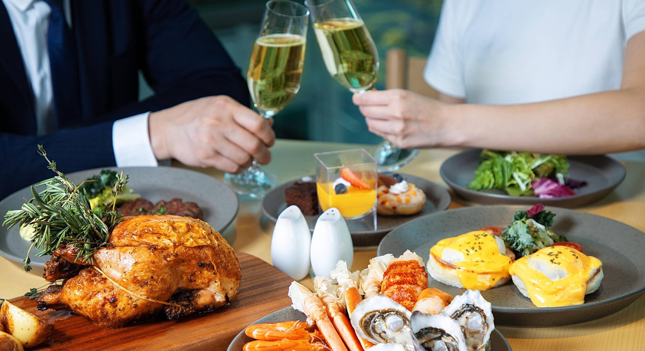 enjoy weekend brunch at tangram | aki mgallery